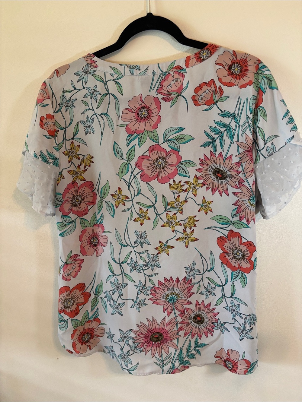 Van Heusen Floral Flutter-Sleeve Blouse — Pink, Green and Blue on a Light Gray - Picture 4 of 5